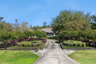 37008 Forestdel Dr, Eustis, FL 32736 - Photo 2