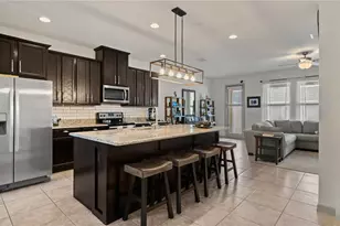 8113 Red Stopper Ln, Winter Garden, FL 34787 - Photo 2