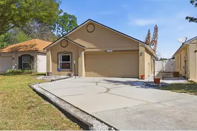 138 Placid Woods Court, Sanford, FL 32773 - Photo 2