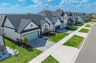 16966 Cedar Vly Cir, Clermont, FL 34711 - Photo 6