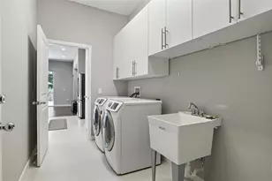 1075 Chase Dr, Winter Garden, FL 34787 - Photo 32