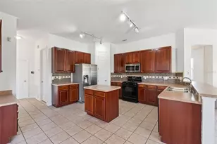 7045 Branch Ct, Saint Cloud, FL 34771 - Photo 6