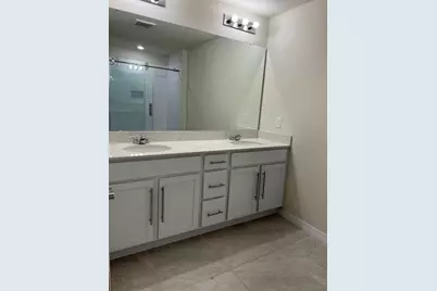 4686 Green Palm Lane, Kissimmee, FL 34746 - Photo 6