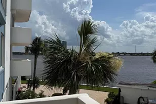 925 N Halifax Ave, Daytona Beach, FL 32118 - Photo 14