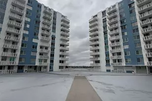 925 N Halifax Ave, Daytona Beach, FL 32118 - Photo 4