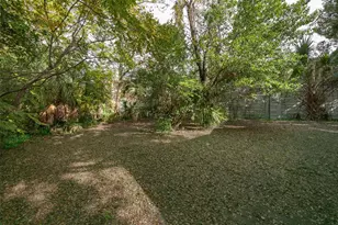 613 Citrus St, Orlando, FL 32805 - Photo 2