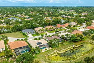 7126 Southgate Ct, Sarasota, FL 34243 - Photo 2