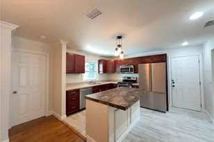 520 Sumner Ave, Orange City, FL 32763 - Photo 2