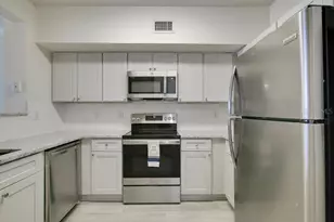 202 E South St, Orlando, FL 32801 - Photo 6