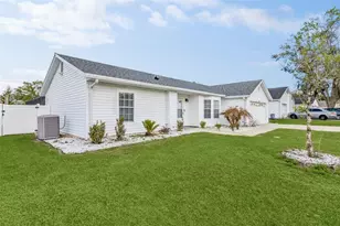 1054 Seminole Creek Dr, Oviedo, FL 32765 - Photo 2