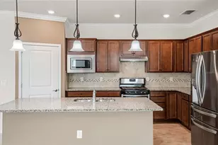 2732 Ruby Rose Ln, Saint Cloud, FL 34771 - Photo 6