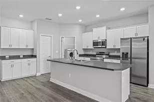 6710 Treymont Dr, Lakeland, FL 33813 - Photo 10