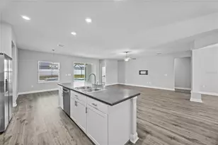 6710 Treymont Dr, Lakeland, FL 33813 - Photo 14