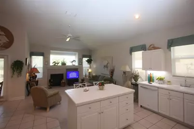 8055 Laurel Ridge Drive, Mount Dora, FL 32757 - Photo 14