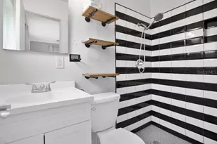 2820 Drake Dr, Orlando, FL 32810 - Photo 12