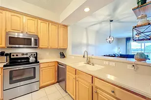 9417 Myrtle Creek Ln, Orlando, FL 32832 - Photo 12