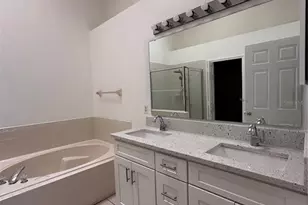 8149 Woodsworth Dr, Orlando, FL 32817 - Photo 10