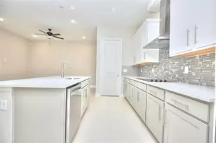 2937 Voyager Ave, Saint Cloud, FL 34771 - Photo 10