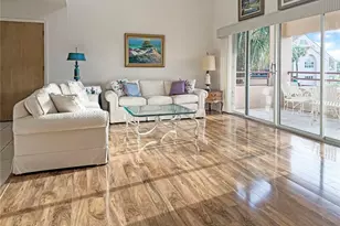 1630 Royal Palm Dr S, Saint Petersburg, FL 33707 - Photo 16