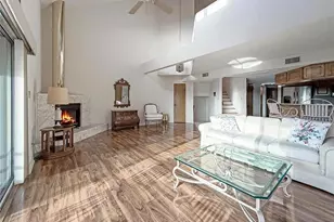 1630 Royal Palm Dr S, Saint Petersburg, FL 33707 - Photo 14