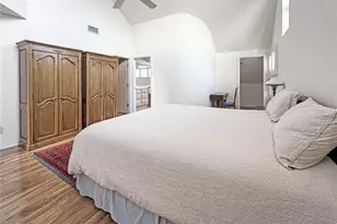 1630 Royal Palm Dr S, Saint Petersburg, FL 33707 - Photo 28