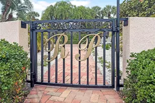 1630 Royal Palm Dr S, Saint Petersburg, FL 33707 - Photo 44