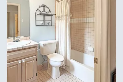 1630 Royal Palm Drive S #A, Saint Petersburg, FL 33707 - Photo 38