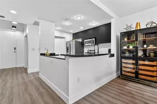 525 E Jackson St, Orlando, FL 32801 - Photo 8