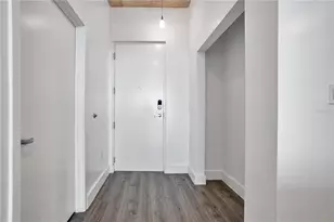 525 E Jackson St, Orlando, FL 32801 - Photo 6