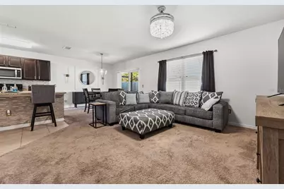 3658 Maidencain Street, Clermont, FL 34714 - Photo 10