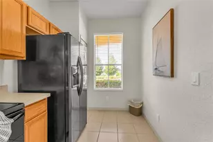 602 La Mirage St, Davenport, FL 33897 - Photo 4