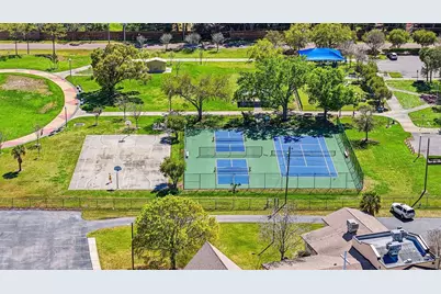301 81st Avenue NE, Saint Petersburg, FL 33702 - Photo 54