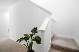 827 Dennis Ave, Orlando, FL 32807 - Photo 10