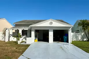 22 Paxford Ln, Boynton Beach, FL 33426 - Photo 1