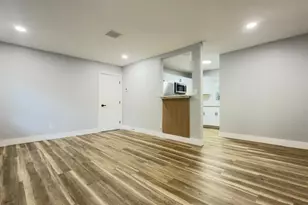 2402 Stevens Ave, Sanford, FL 32771 - Photo 18