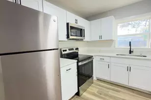 2402 Stevens Ave, Sanford, FL 32771 - Photo 16