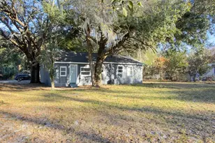 2402 Stevens Ave, Sanford, FL 32771 - Photo 8
