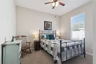 37027 Scenic Bluff Dr, Grand Island, FL 32735 - Photo 20