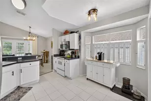 257 Oak Chase Pl, Davenport, FL 33896 - Photo 12