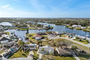 105 12th St SW, Ruskin, FL 33570 - Photo 80