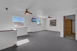 1129 Lemon Bluff Rd, Osteen, FL 32764 - Photo 18