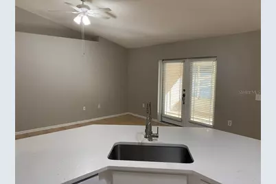 1123 Breezy Knoll Street, Minneola, FL 34715 - Photo 4