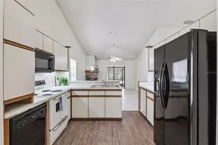 1041 Dees Dr, Oviedo, FL 32765 - Photo 14