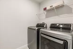 2431 Tudor Rose Dr, Sanford, FL 32773 - Photo 18