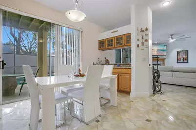 7866 Bardmoor Hill Circle, Orlando, FL 32835 - Photo 6