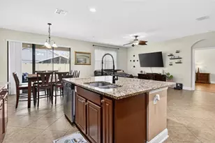 10145 Armando Cir, Orlando, FL 32825 - Photo 8