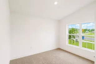 7592 Bent Tree Loop, Saint Cloud, FL 34771 - Photo 4