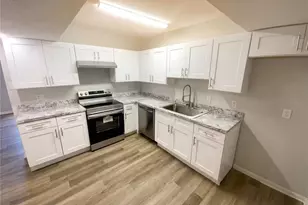 5434 Larchmont Ct N, Pinellas Park, FL 33782 - Photo 14