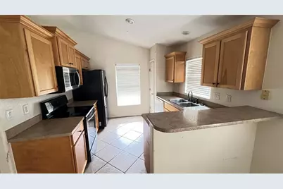 513 Lemon Street, Auburndale, FL 33823 - Photo 4