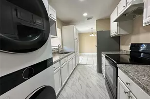 27 W Country Cove Way, Kissimmee, FL 34743 - Photo 12